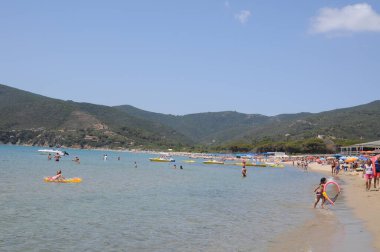 16 Haziran 2022 - Elba Adası - İtalya-Güzel Lacona Sahili, Toskana 'daki Elba adasında.