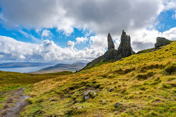 Utsikt Över Den Gamle Mannen Storrklippformationen Isle Skye Skottland — Stockfoto