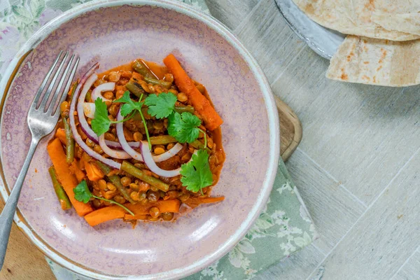 Vegan Verde Linte Curry Paratha Flatbread Vedere Deasupra Capului — Fotografie, imagine de stoc