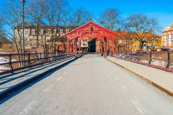 Célèbre Gamle Bybro Pont Vieille Ville Sur Rivière Nidelva Trondheim — Photo