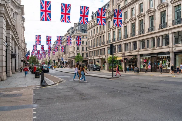 Londres Reino Unido Junio 2022 Filas Banderas Unión Cuelgan Sobre — Foto de Stock