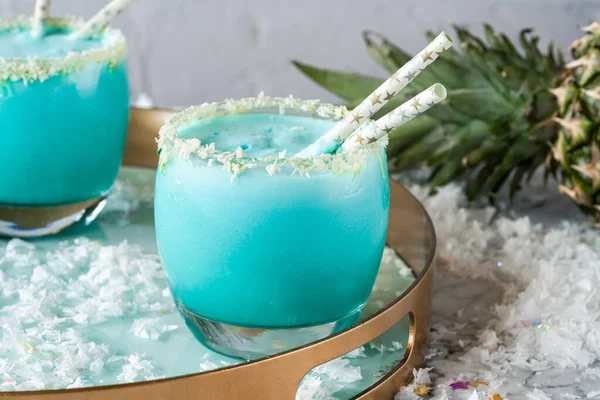 Cocktail Noël Jack Frost Avec Rhum Noix Coco Curaçao Bleu — Photo