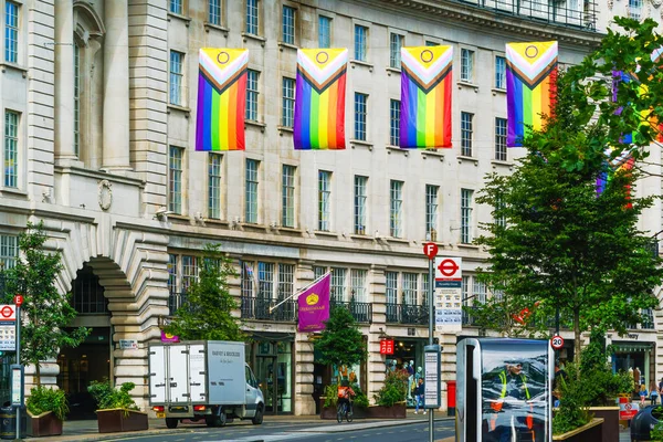 Londres Reino Unido Julho 2022 Bandeiras Orgulho Inclusivo Intersexual Arco — Fotografia de Stock