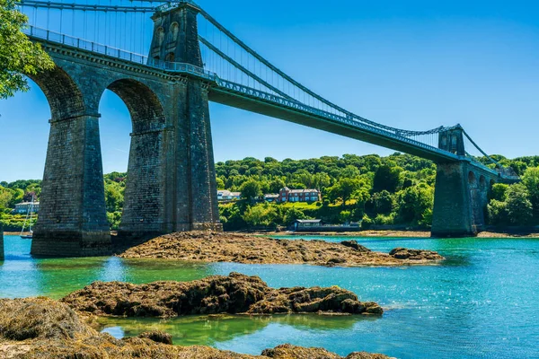 Menai Suspension Bridge Menai Strait Island Anglesey Mainland Wales — Stock Photo, Image