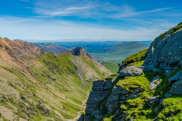 Scenic View Mount Snowdon Bright Sunny Day Wales — стоковое фото