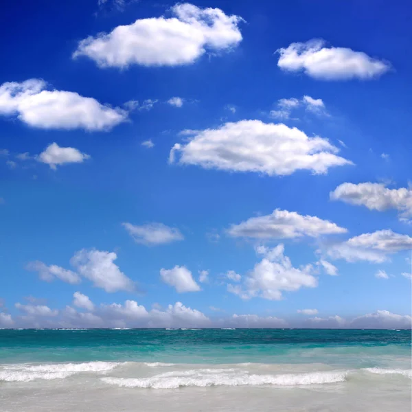 Exotic Water Landscape Clouds Horizon Natural Tropical Water Paradise — Stok fotoğraf
