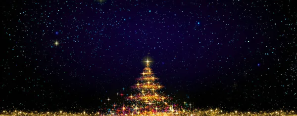 星の上に孤立した光を持つクリスマスツリー空の背景 — ストック写真