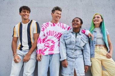 Genç ırk grupları kızlar ve erkekler