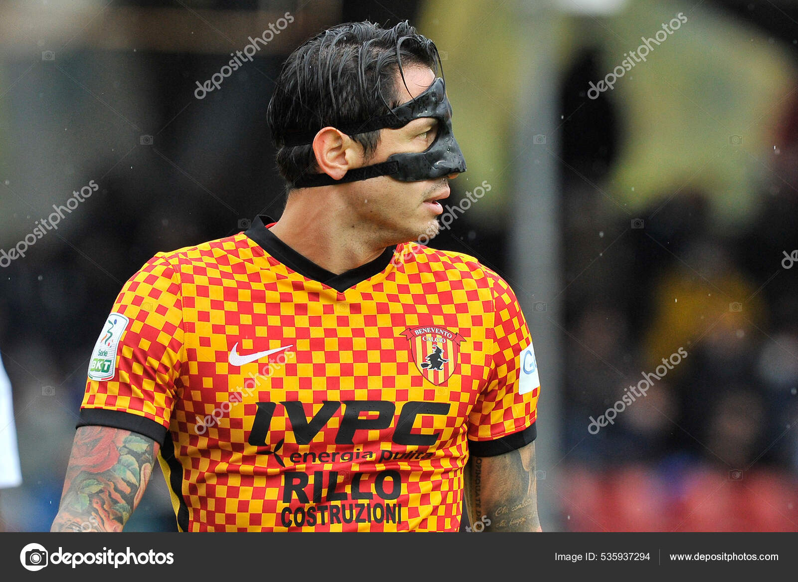 Gianluca Lapadula Jogador Benevento Durante Partida Campeonato Italiano  Série Entre — Fotografia de Stock Editorial © VincenzoIzzo #535950414