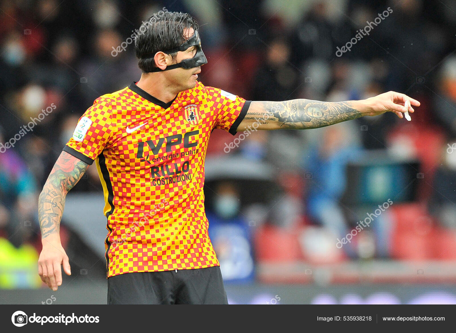 Campeonato Italiano Serie B Entre Benevento Vs Como Imagem