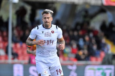 Alman Denis oyuncusu Reggina, Benevento ile Reggina arasındaki İtalyan Serie A şampiyonluğu maçında Benevento 4, Reggina 0, Benevento 'daki Ciro Vigorito Stadyumu' nda oynandı. Benevento, İtalya, 27 Kasım 2021. 