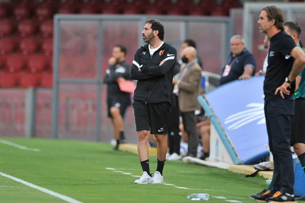 Fabio Caserta Trener Benevento Podczas Meczu Mistrzostw Włoch Serie Pomiędzy — Zdjęcie stockowe