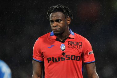 Atalanta 'lı Duvan Zapata oyuncusu, Napoli ve Atalanta arasındaki İtalya futbol ligi serisi maçında Napoli 2, Atalanta 3, Diego Armando Maradona Stadyumu' nda oynandı. Napoli, İtalya, 05 Aralık 2021. 