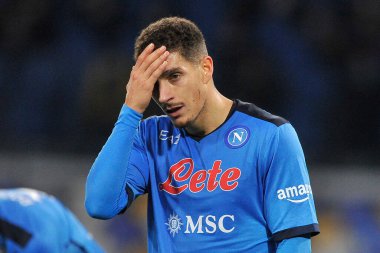 Napoli 'den Giovanni Di Lorenzo, Napoli ile Atalanta arasındaki İtalyan futbol ligi serisi maçında Napoli 2, Atalanta 3, Diego Armando Maradona Stadyumu' nda oynandı. Napoli, İtalya, 05 Aralık 2021. 