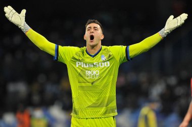 Atalanta 'dan Juan Musso, Napoli ile Atalanta arasındaki İtalyan futbol ligi serisi maçında Napoli 2, Atalanta 3, Diego Armando Maradona Stadyumu' nda oynandı. Napoli, İtalya, 05 Aralık 2021. 