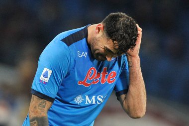 Napoli 'den Andrea Petagna, Napoli ile Atalanta arasındaki İtalyan futbol ligi serisi maçında Napoli 2, Atalanta 3, Diego Armando Maradona Stadyumu' nda oynandı. Napoli, İtalya, 05 Aralık 2021.