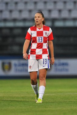 Croazia 'dan Helena Spajiç, İtalya ile Hırvatistan arasındaki 2023 Dünya Kupası ön eleme maçında Castel Di Sangro' daki Teofilo Patini Stadyumu 'nda oynanan maçın sonucu 3-0. Castel di sangro, İtalya, 22 Ekim 2021. 