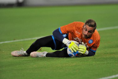 Napoli 'li Davide Marfella oyuncusu, Napoli ve Benevento arasındaki dostluk maçı sonucu 1-5, Diego Armando Maradona Stadyumu' nda oynandı.. 