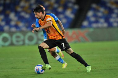 Benevento 'lu Salvatore Elia oyuncusu, Napoli ve Benevento arasındaki dostluk maçı sonucu 1-5 olan maçta Diego Armando Maradona Stadyumu' nda oynandı.. 