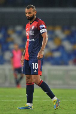 Cagliari 'li Joao Pedro, Napoli ile Cagliari arasındaki İtalya SerieA ligi maçında Diego Armando Maradona Stadyumu' nda oynanan final maçında 2-0 yenildi. Napoli, İtalya, 26 Eylül 2021. 