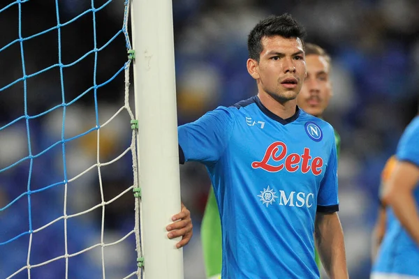 Napoli 'li Hirving Lozano oyuncusu, Napoli ve Benevento arasındaki dostluk maçı sonucu 1-5, Diego Armando Maradona Stadyumu' nda oynandı.. 