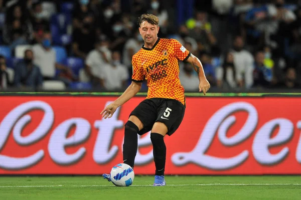 Benevento 'nun Giacomo oyuncusu, Napoli ile Benevento arasındaki dostluk maçı sonucu 1-5 olan maçta Diego Armando Maradona Stadyumu' nda oynandı.. 