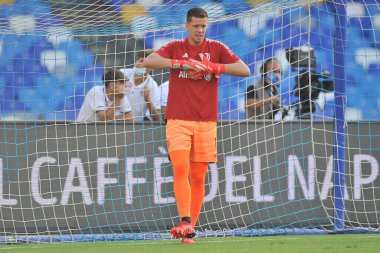 Juventus 'lu Wojciech Szczesny, Napoli ile Juventus arasındaki İtalyan SerieA ligi maçında Diego Armando Maradona Stadyumu' nda oynanan maçın son maçı 2-1 'dir. Napoli, İtalya, 11 Eylül 2021.