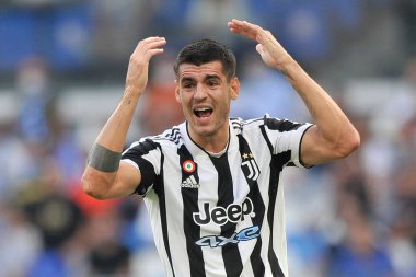 Juventus 'lu Alvaro Morata, Napoli ile Juventus arasındaki İtalyan SerieA ligi maçında Diego Armando Maradona Stadyumu' nda oynanan maçın son maçı 2-1 'dir. Napoli, İtalya, 11 Eylül 2021. 