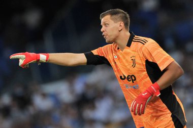 Juventus 'lu Wojciech Szczesny, Napoli ile Juventus arasındaki İtalyan SerieA ligi maçında Diego Armando Maradona Stadyumu' nda oynanan maçın son maçı 2-1 'dir. Napoli, İtalya, 11 Eylül 2021.