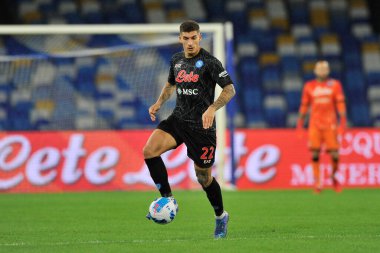 Napoli 'den Giovanni Di Lorenzo' nun oyuncuları, Napoli ile Torino arasındaki İtalya Serie A ligi maçında Diego Armando Maradona Stadyumu 'nda oynanan maç 1-0 berabere sonuçlandı.. 