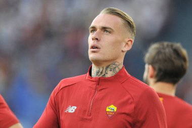 Roma 'nın Rick Karsdorp oyuncusu, Roma' daki Olimpiyat Stadyumu 'nda oynanan İtalya Serie A finalinde Roma ile Napoli arasındaki final maçının 0-0' lık final maçı sırasında,.