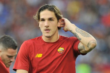 Jos Mourinho oyuncusu Roma, Roma 'daki Olimpiyat Stadyumu' nda oynanan İtalya Serie A final maçında Roma ile Napoli arasındaki 0-0 'lık final maçı sırasında oynanan karşılaşma..