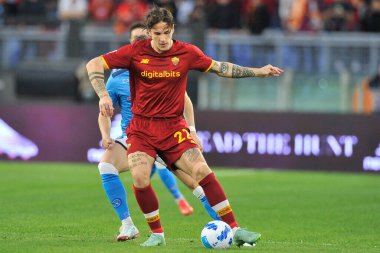 Jos Mourinho oyuncusu Roma, Roma 'daki Olimpiyat Stadyumu' nda oynanan İtalya Serie A final maçında Roma ile Napoli arasındaki 0-0 'lık final maçı sırasında oynanan karşılaşma..