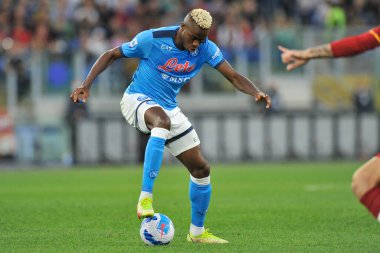 Napoli 'li Victor Osimhen, Roma' nın Napoli Olimpiyat Stadyumu 'nda oynanan İtalya Serie A final maçında Roma ile Napoli arasındaki 0-0' lık final maçında oynadı..