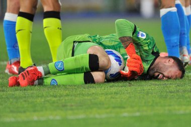 Napoli 'li David Ospina, Roma' nın Napoli Olimpiyat Stadyumu 'nda oynanan İtalya Serie A final maçında Roma ile Napoli arasındaki 0-0' lık final karşılaşmasında oynadı..