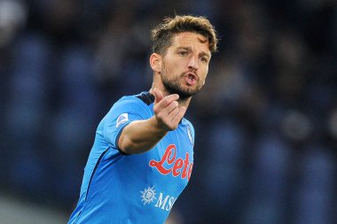 Dries Mertens 'in Napoli oyuncusu, Roma' daki Olimpiyat Stadyumu 'nda oynanan İtalya Serie A final maçında Roma ile Napoli arasındaki 0-0' lık final maçı sırasında oynadı..