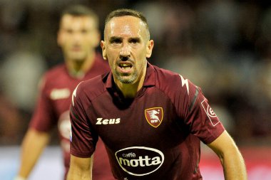 Salernitana 'lı Franck Ribery oyuncusu, Salernitana ile Verona arasındaki İtalyan Serie A ligi maçında, final maçı 2-2, Salerno' daki Arechi Stadyumu 'nda oynandı. Salerno, İtalya, 22 Eylül 2021. 