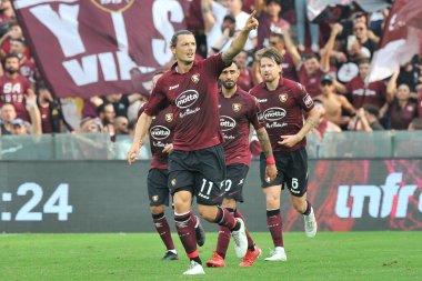Salernitana 'lı Milan Curiç, Salernitana ile Cenova arasında oynanan İtalya SerieA şampiyonası maçında Salerno' daki Arechi Stadyumu 'nda oynanan final maçı 1-0 oldu. Salerno, İtalya, 02 Eylül 2021. 