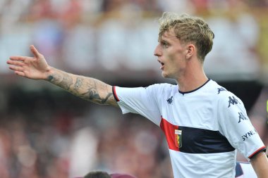 Nicol Rovella Cenova 'lı Nicol Rovella, Salernitana ile Cenova arasında oynanan İtalya SerieA Şampiyonası maçında Salerno' daki Arechi Stadyumu 'nda oynanan maç 1-0 berabere sonuçlandı. Salerno, İtalya, 02 Eylül 2021