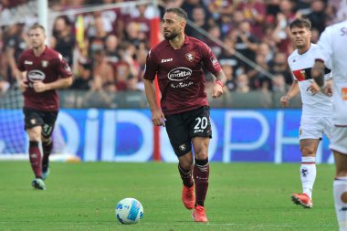 Salernitana 'nın Grigoris Kastanos oyuncusu, Salernitana ile Cenova arasında oynanan İtalya SerieA şampiyonası maçında Salerno' daki Arechi Stadyumu 'nda oynanan final maçı 1-0 oldu. Salerno, İtalya, 02 Eylül 2021.