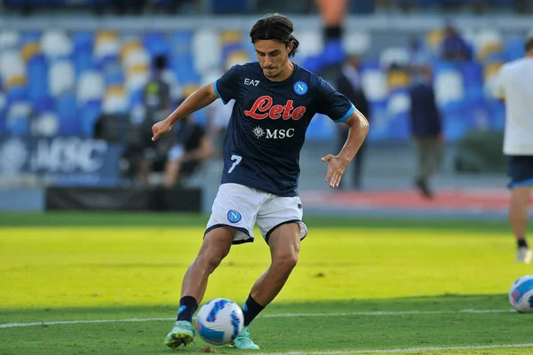 Napoli 'li Eljif Elmas, Napoli ile Juventus arasındaki İtalyan SerieA ligi maçında Diego Armando Maradona Stadyumu' nda oynanan maçın son maçı 2-1 'dir. Napoli, İtalya, 11 Eylül 2021.
