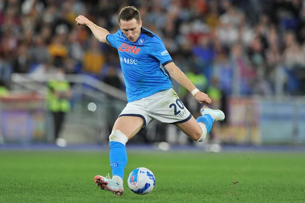 Napoli 'li Piotr Zielinski, Roma' nın Napoli Olimpiyat Stadyumu 'nda oynanan İtalya Serie A final maçında Roma ile Napoli arasındaki 0-0' lık final maçında oynadı..