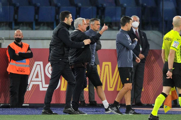 Jos Mourinho選手ローマ イタリアのセリエAの試合中ローマ対ナポリの決勝結果0 0の間のチャンピオンシップは ローマのオリンピックスタジアムで行われた試合 — ストック写真