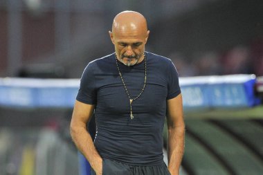 Luciano Spalletti Napoli 'nin koçu, Salernitana ile Napoli arasında oynanan İtalya Serie A şampiyonluğu maçında Salerno' daki Arechi Stadyumu 'nda oynanan maç 1-0 berabere sonuçlandı. Salerno, İtalya, 31 Ekim 2021. 