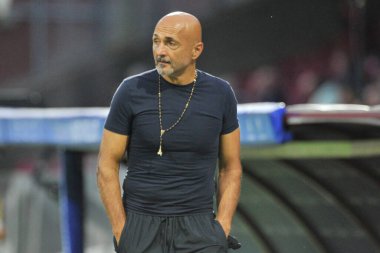 Luciano Spalletti Napoli 'nin koçu, Salernitana ile Napoli arasında oynanan İtalya Serie A şampiyonluğu maçında Salerno' daki Arechi Stadyumu 'nda oynanan maç 1-0 berabere sonuçlandı. Salerno, İtalya, 31 Ekim 2021. 