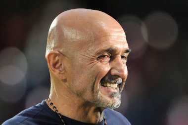  Luciano Spalletti Napoli 'nin koçu, Salernitana ile Napoli arasında oynanan İtalya Serie A şampiyonluğu maçında Salerno' daki Arechi Stadyumu 'nda oynanan maç 1-0 berabere sonuçlandı. Salerno, İtalya, 31 Ekim 2021. 