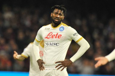 Napoli 'li Frank Anguissa, Salernitana ile Napoli arasındaki İtalya Serie A şampiyonluğu maçında Salerno' daki Arechi Stadyumu 'nda oynanan final maçı 1-0' dır. Salerno, İtalya, 31 Ekim 2021.