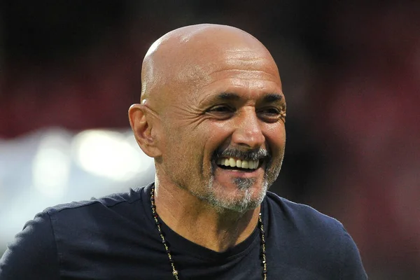 Luciano Spalletti Napoli 'nin koçu, Salernitana ile Napoli arasında oynanan İtalya Serie A şampiyonluğu maçında Salerno' daki Arechi Stadyumu 'nda oynanan maç 1-0 berabere sonuçlandı. Salerno, İtalya, 31 Ekim 2021.
