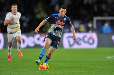 Napoli 'nin Hirving Lozano oyuncusu, Napoli ve Verona arasında oynanan İtalya Serie A şampiyonluğu maçında Diego Armando Maradona Stadyumu' nda oynanan maç 1-1 'dir. Napoli, İtalya, 07 Kasım 2021. 