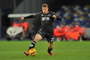 Empoli 'den Szymon Zurkowski, Napoli - Empoli 0, Empoli 1 arasındaki İtalyan Serie A şampiyonası maçında Diego Armando Maradona Stadyumu' nda oynanan maç sonucu. 